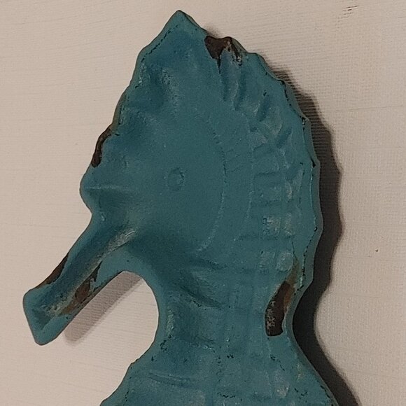 CUTE CAST IRON SEAHORSE TRINKET DISH TEAL - Picture 3 of 7